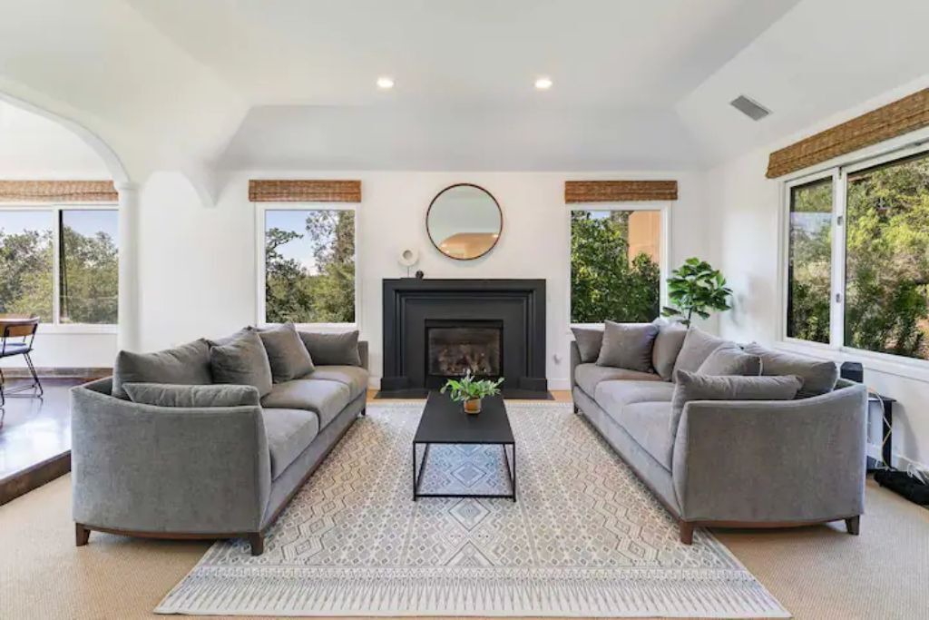 Photo of Livingroom in Santa Rosa