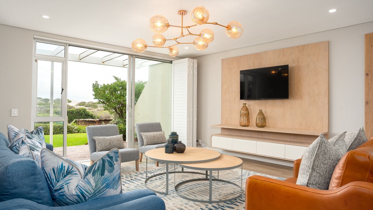 Photo of Livingroom in Bloubergstrand