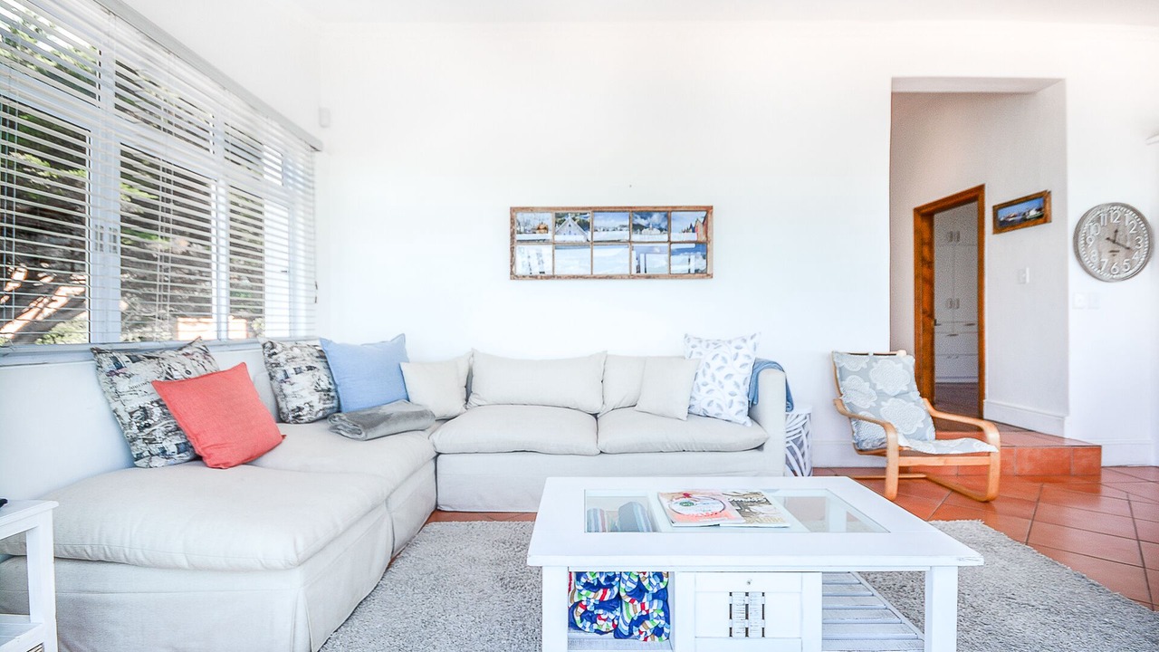 Photo of Livingroom in Kalk Bay