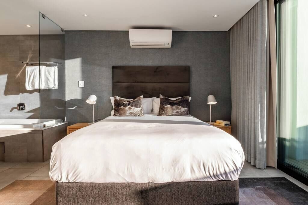 Photo of Bedroom in Camps Bay