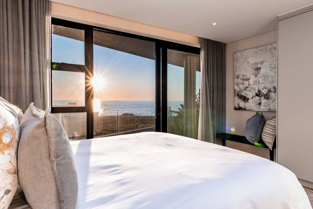 Photo of Bedroom in Camps Bay