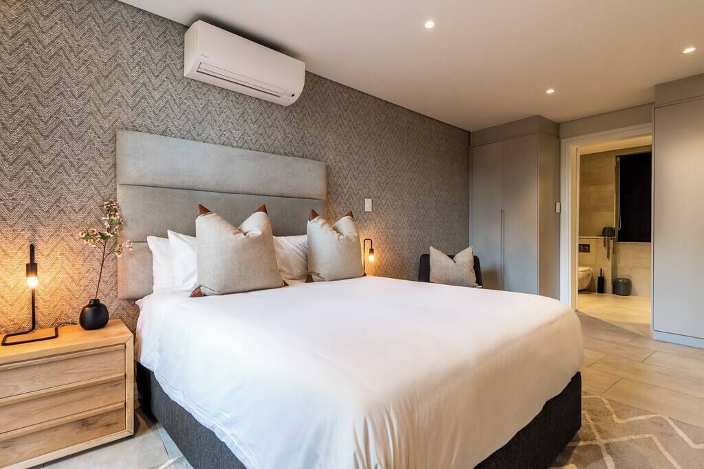 Photo of Bedroom in Camps Bay