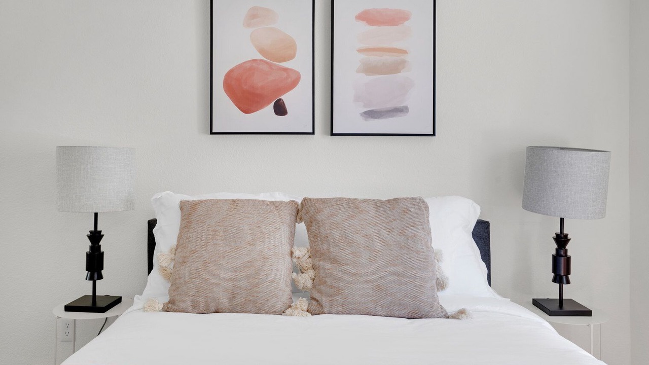 Photo of Bedroom in Shoreline West