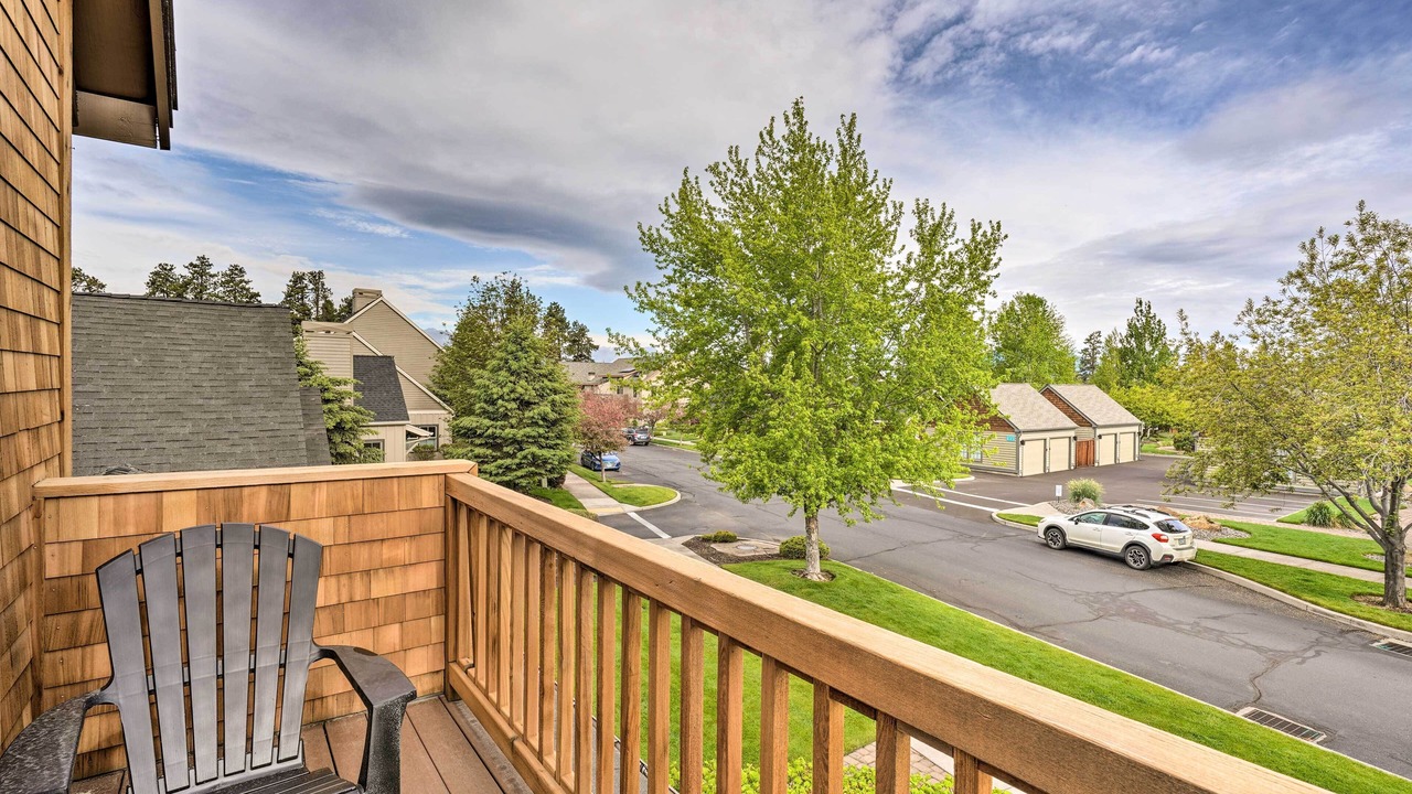 Photo of Patio Balcony in Sisters