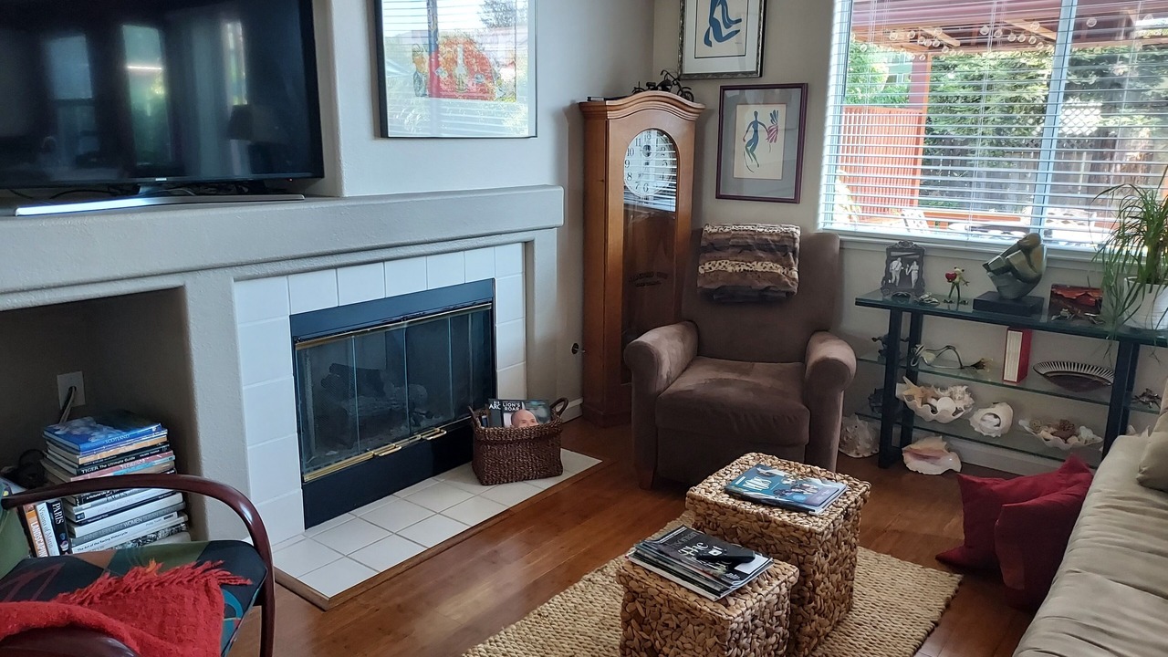 Photo of Livingroom in Southwest Santa Rosa