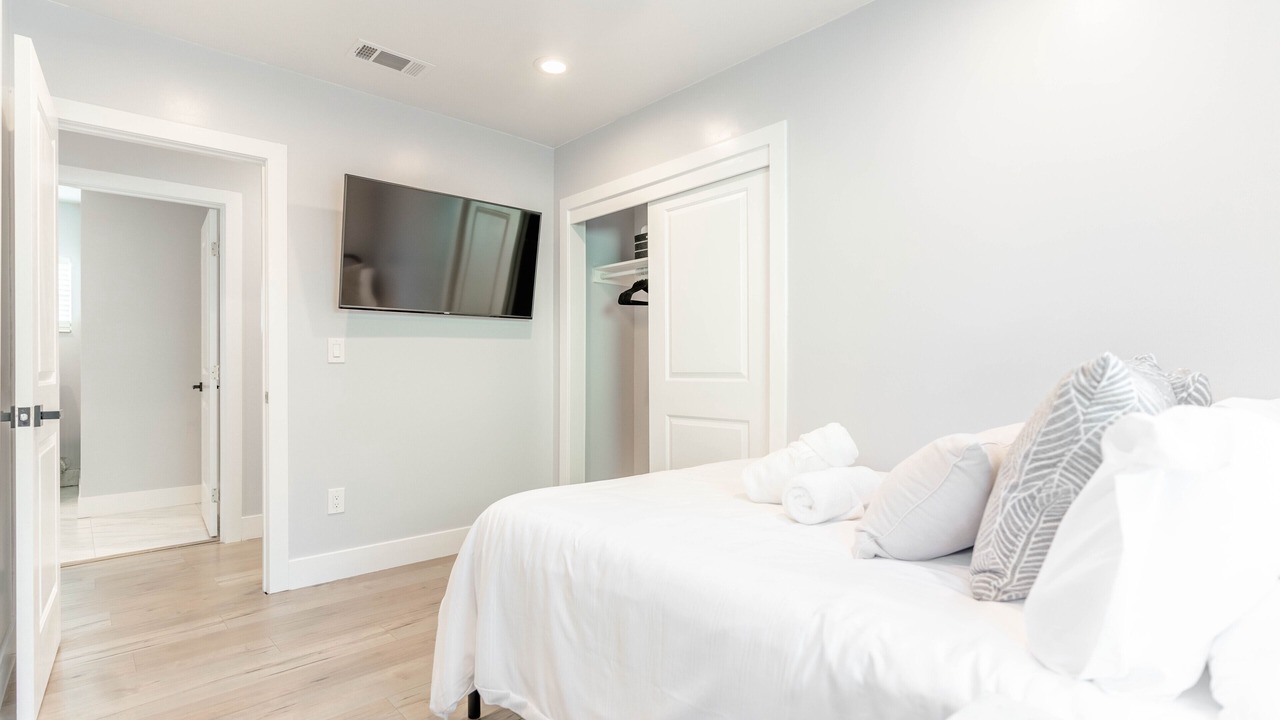 Photo of Bedroom in North Oak Park
