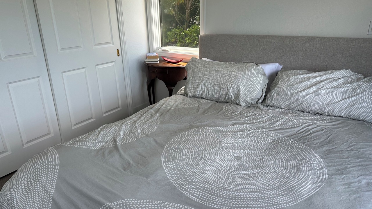 Photo of Bedroom in Los Altos Hills