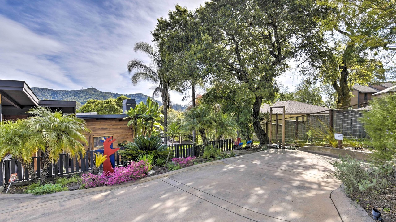 Photo of Others in San Rafael