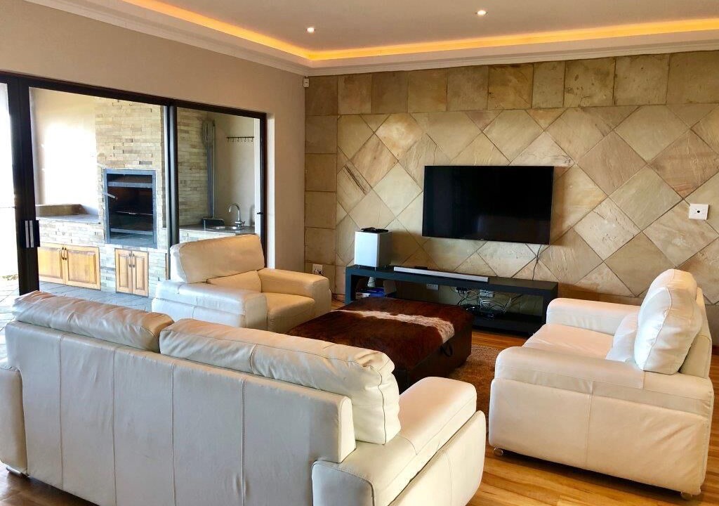 Photo of Livingroom in Shelly Beach