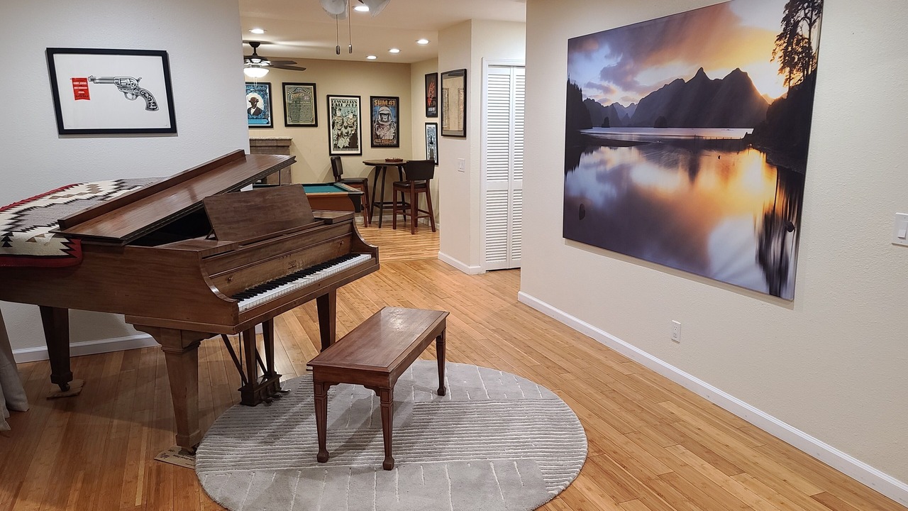 Photo of Bedroom in Santa Rosa