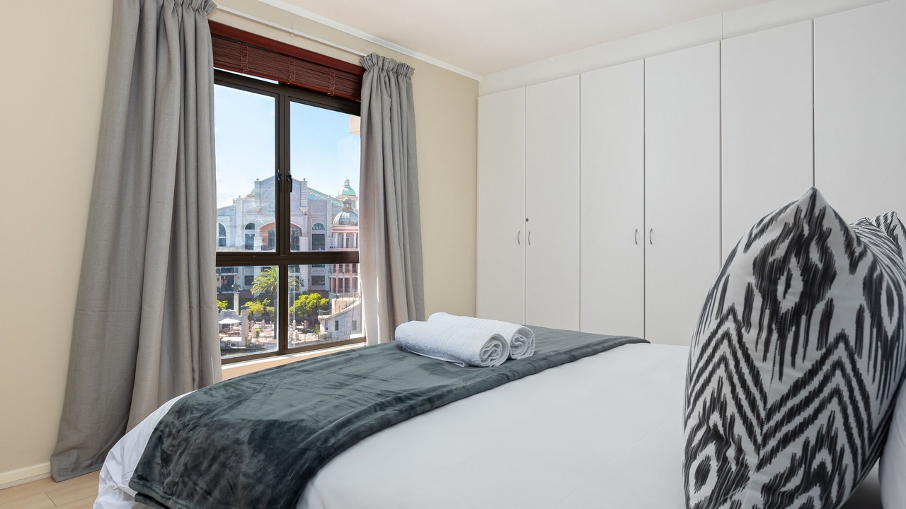 Photo of Bedroom in Century City