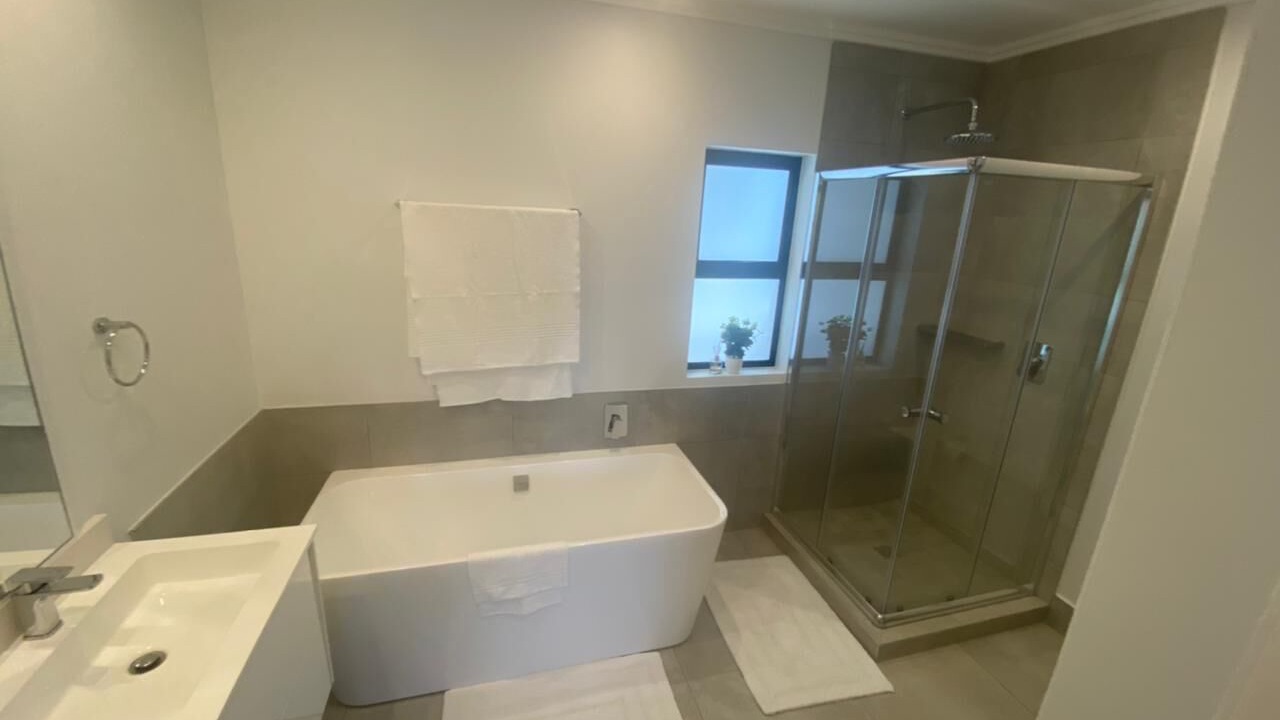 Photo of Bathroom in Greater Johannesburg Metropolitan Area