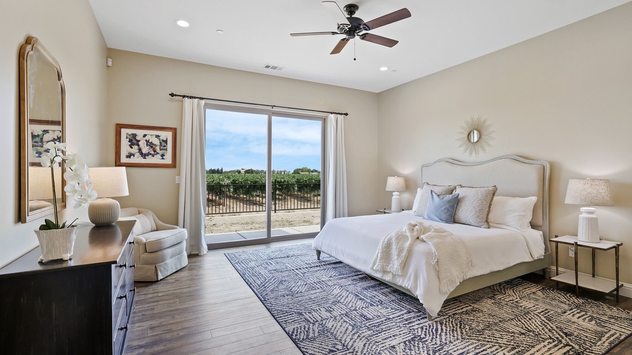 Photo of Bedroom in Acampo