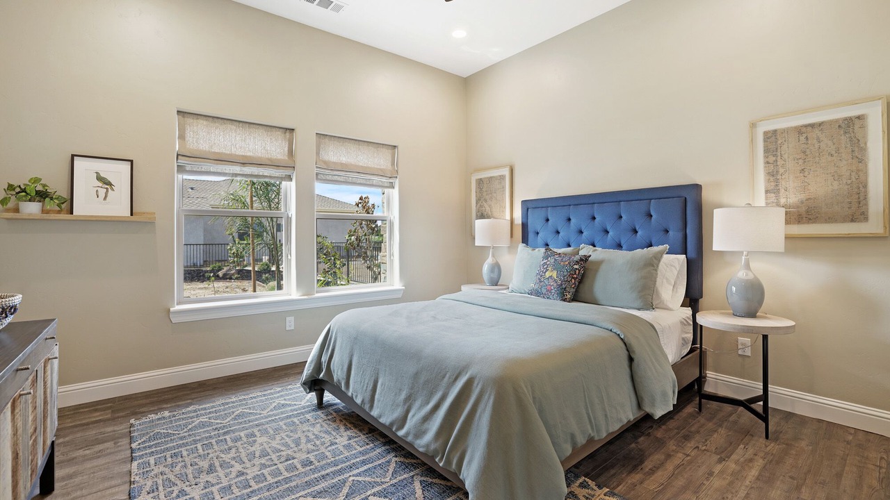 Photo of Bedroom in Acampo