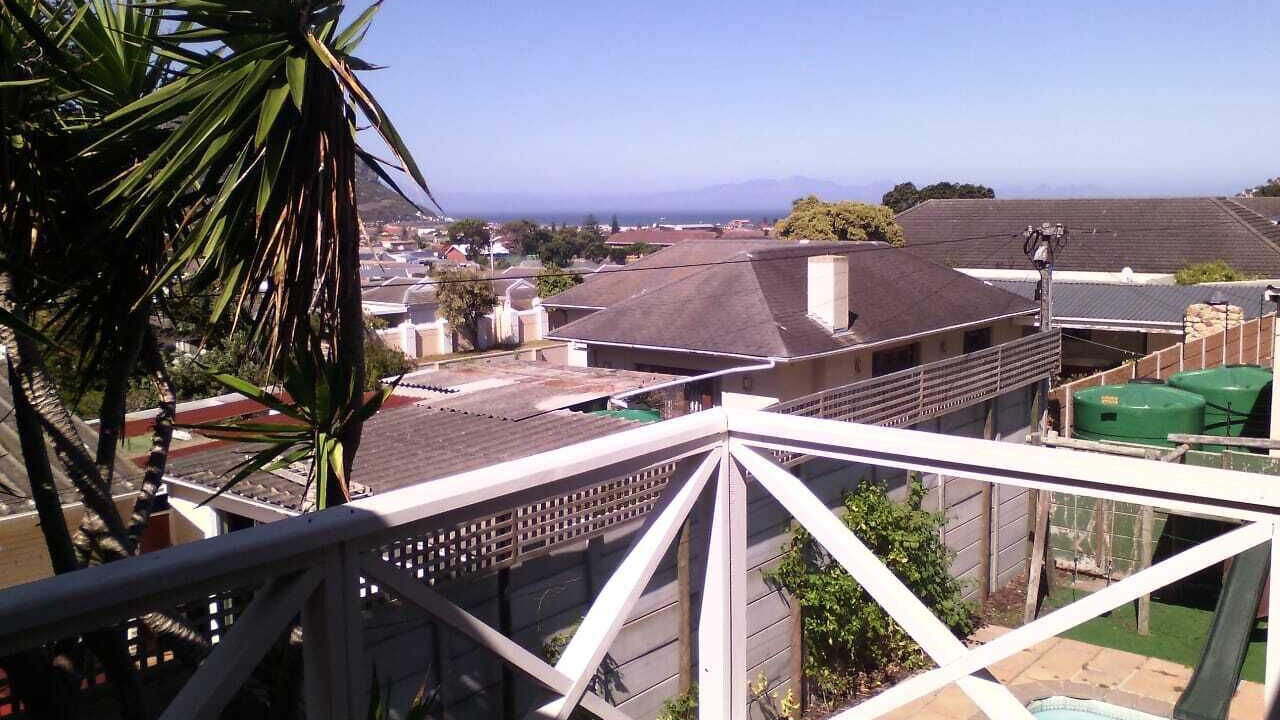 Photo of Patio Balcony in Fish Hoek