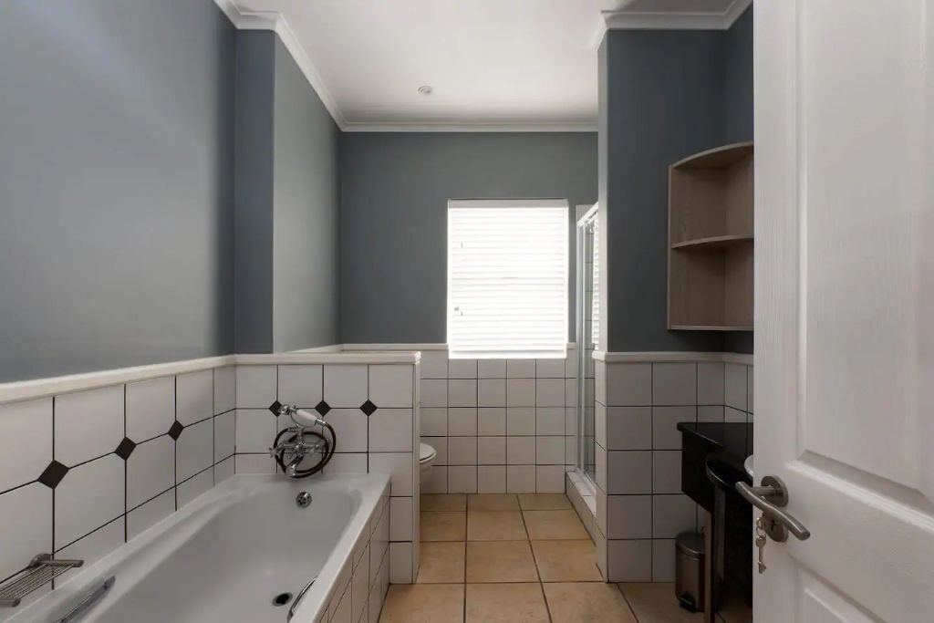 Photo of Bathroom in Pinnacle Point