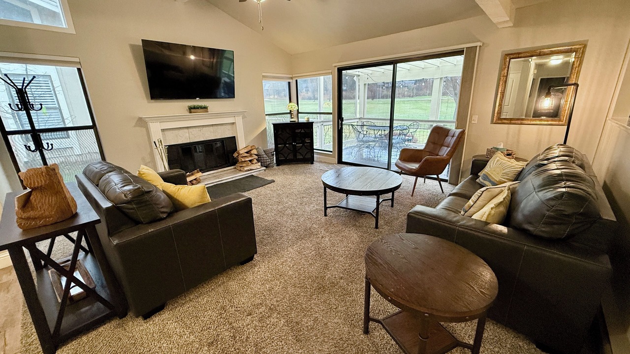 Photo of Livingroom in Plumas Eureka Estates