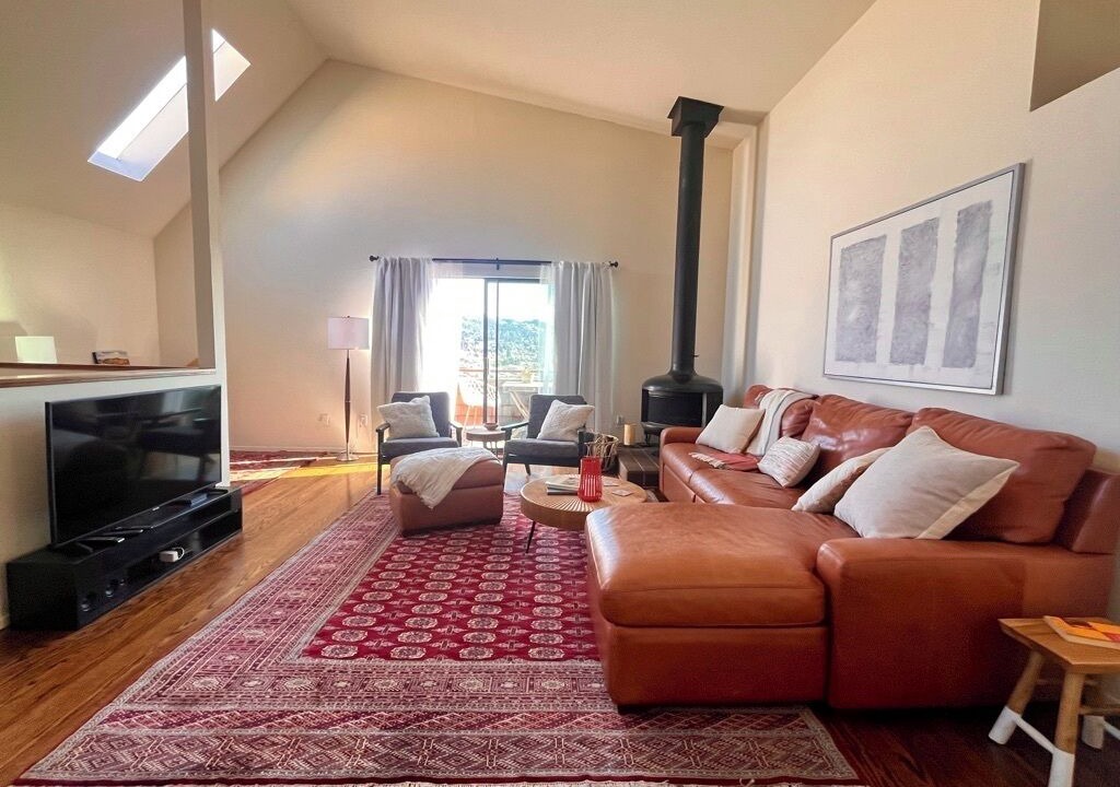 Photo of Livingroom in Albany