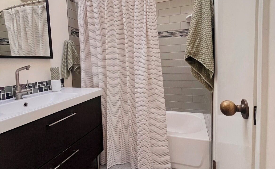 Photo of Bathroom in Albany