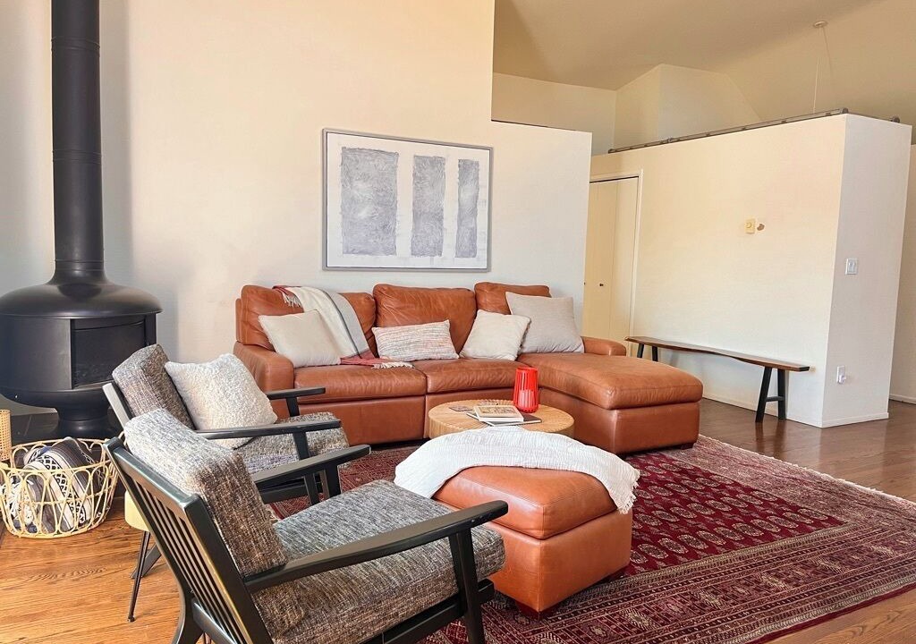 Photo of Livingroom in Albany