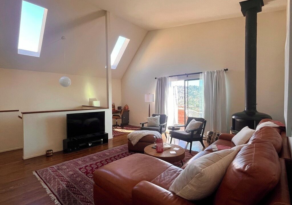 Photo of Livingroom in Albany