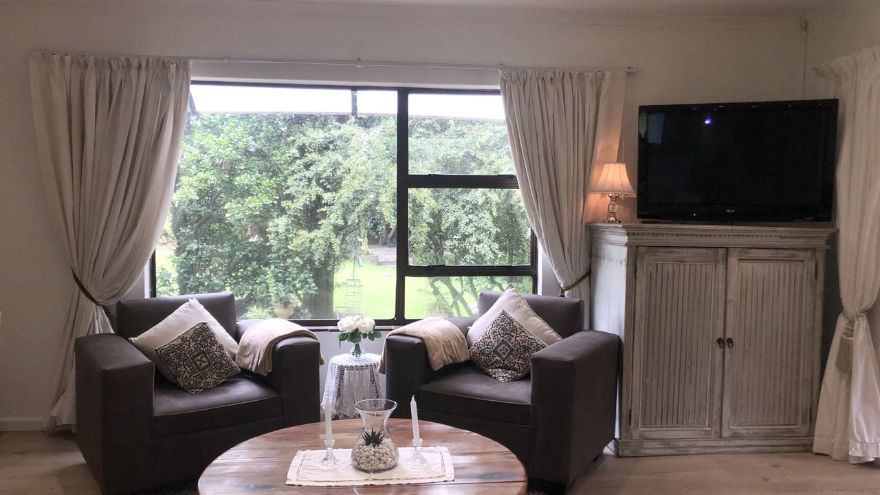 Photo of Livingroom in Greater Johannesburg Metropolitan Area