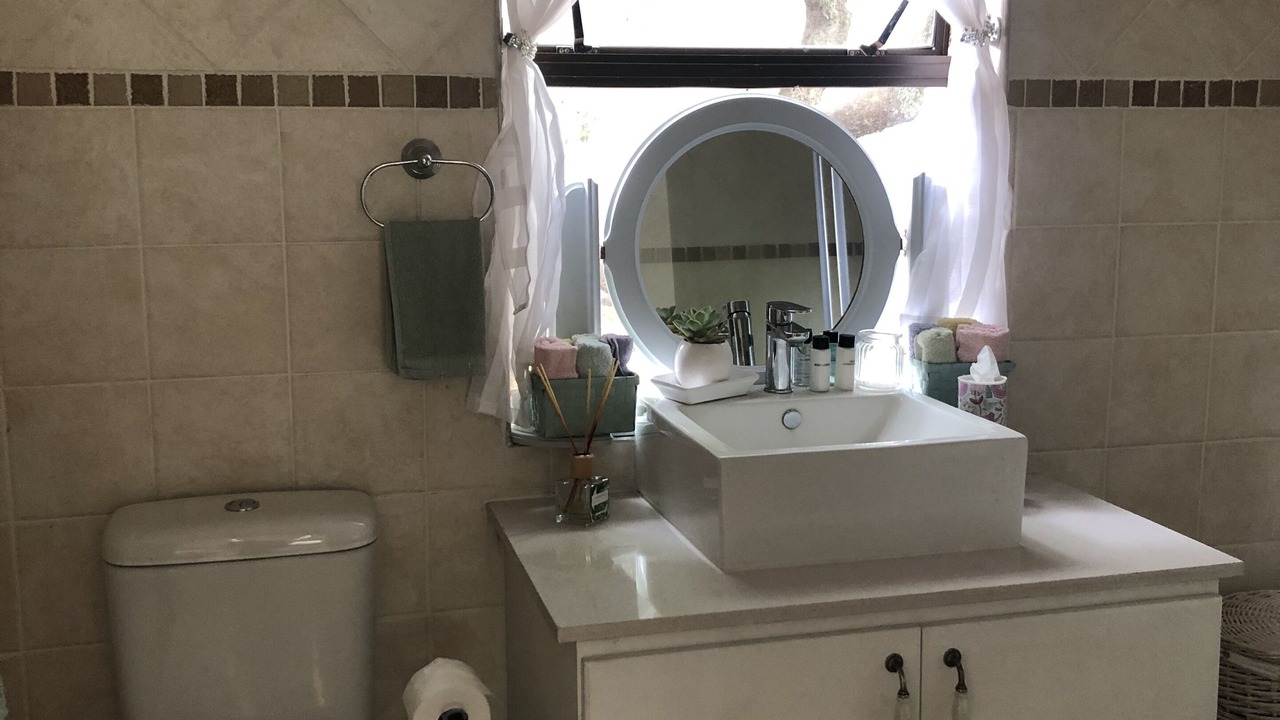 Photo of Bathroom in Greater Johannesburg Metropolitan Area