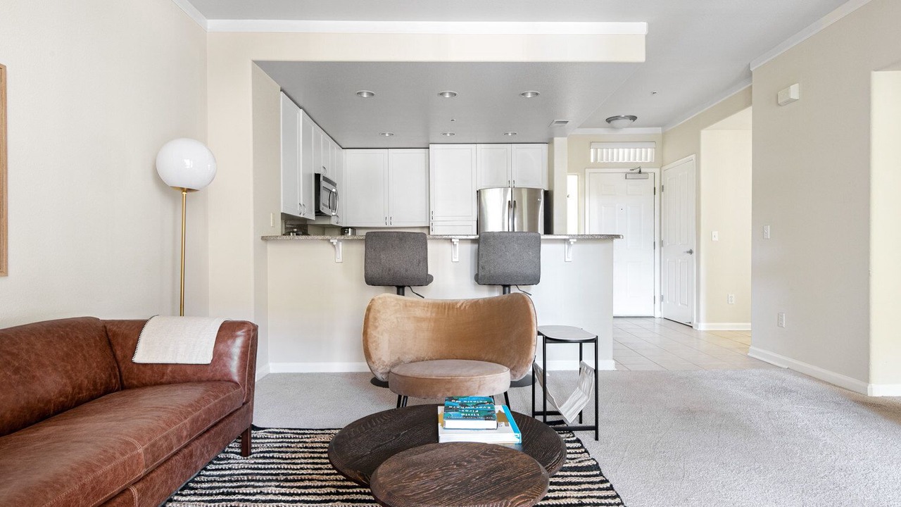 Photo of Livingroom in Central San Mateo