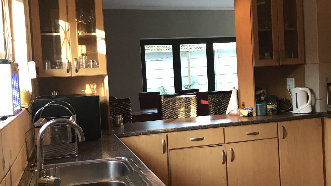 Photo of Kitchen in Redhill