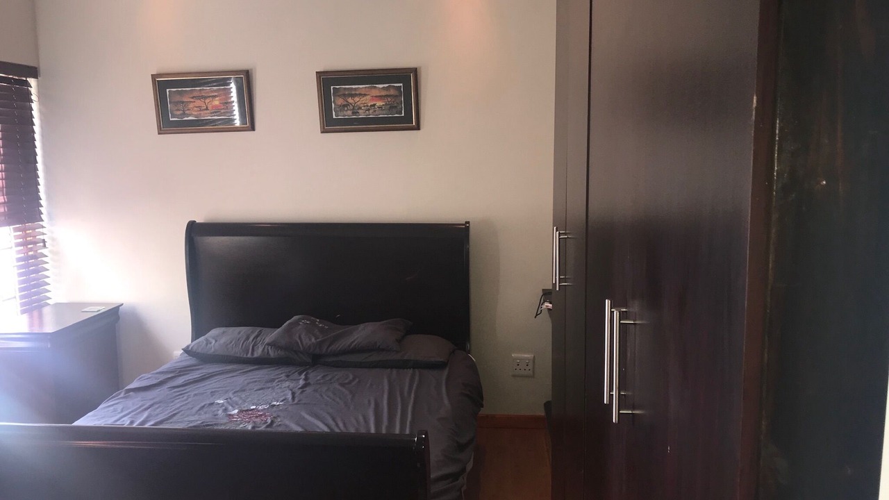 Photo of Bedroom in Redhill