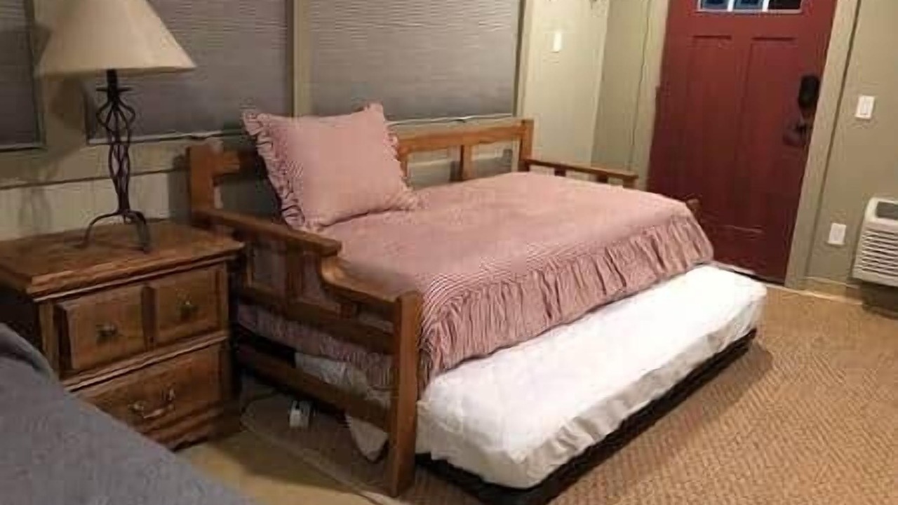 Photo of Bedroom in North San Juan