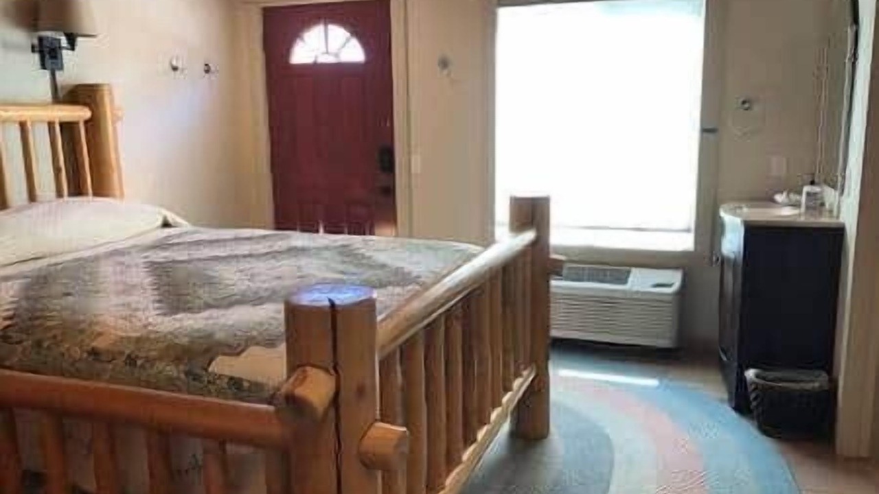 Photo of Bedroom in North San Juan