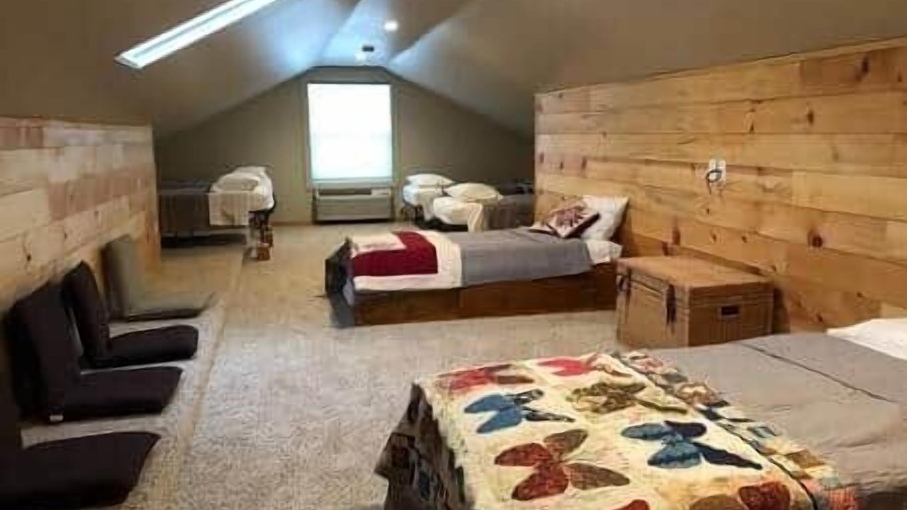 Photo of Bedroom in North San Juan
