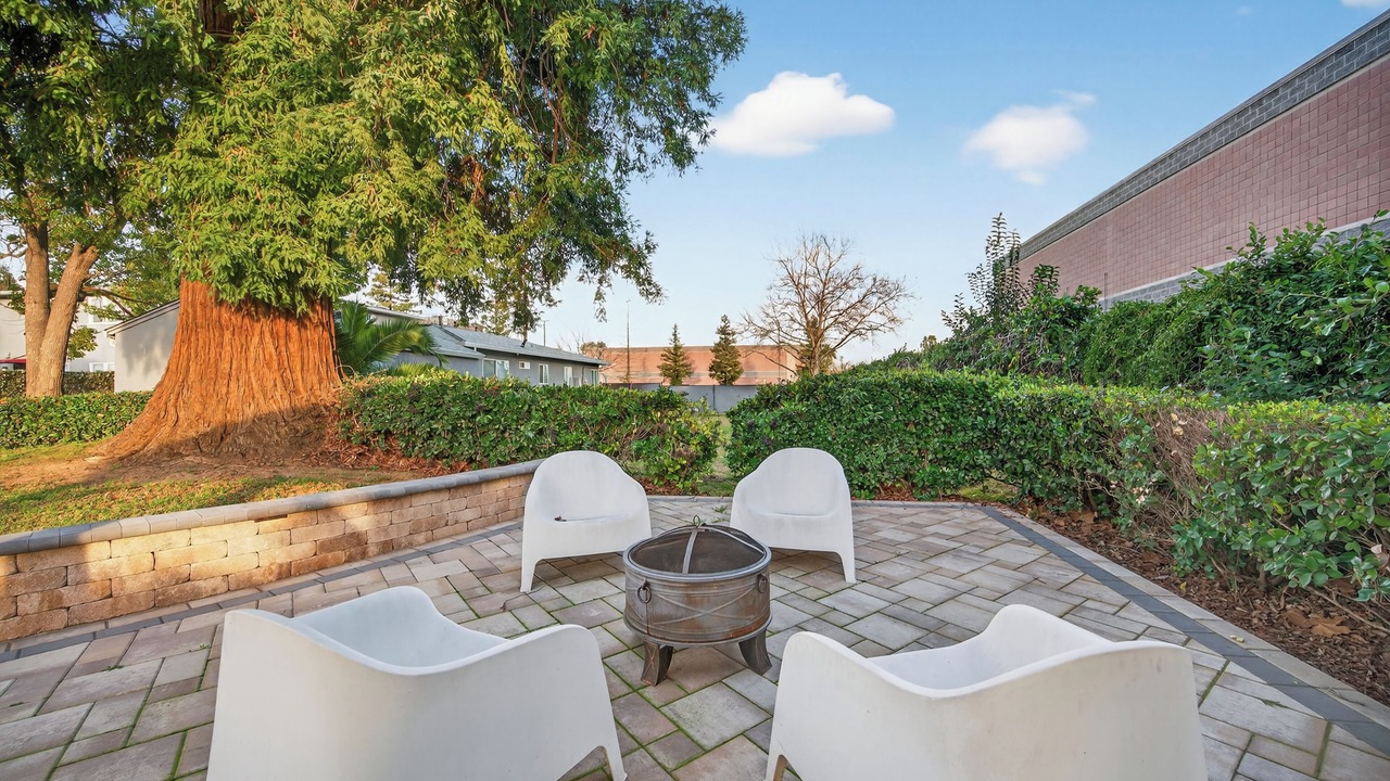 Photo of Patio Balcony in North Oak Park