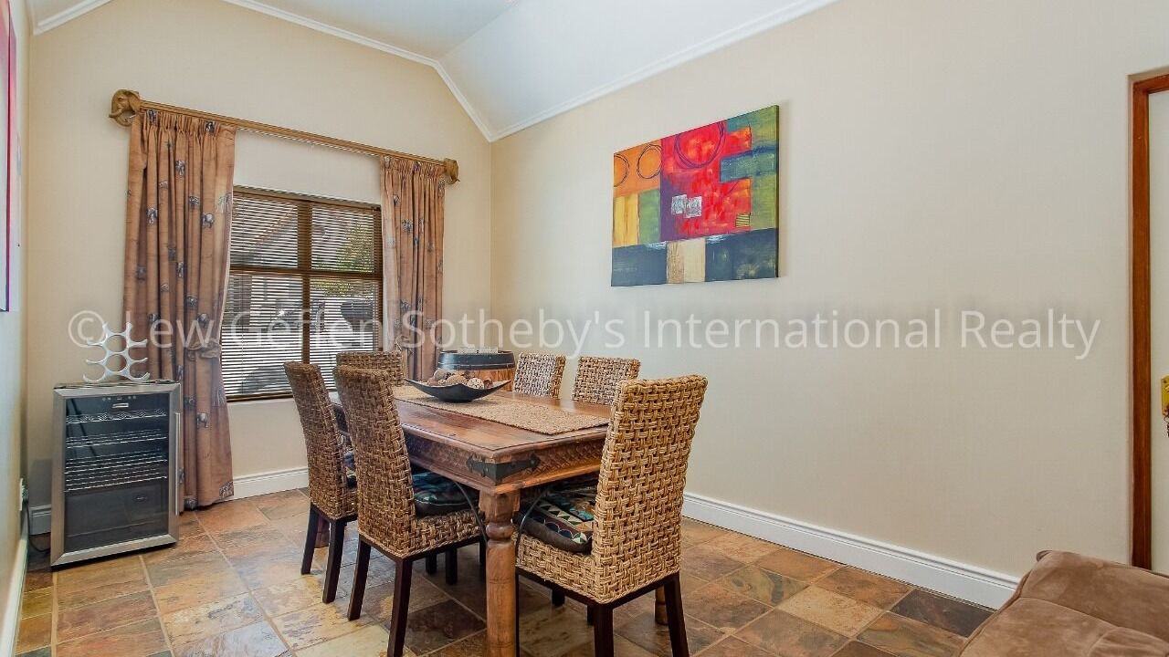 Photo of Others in Paarl