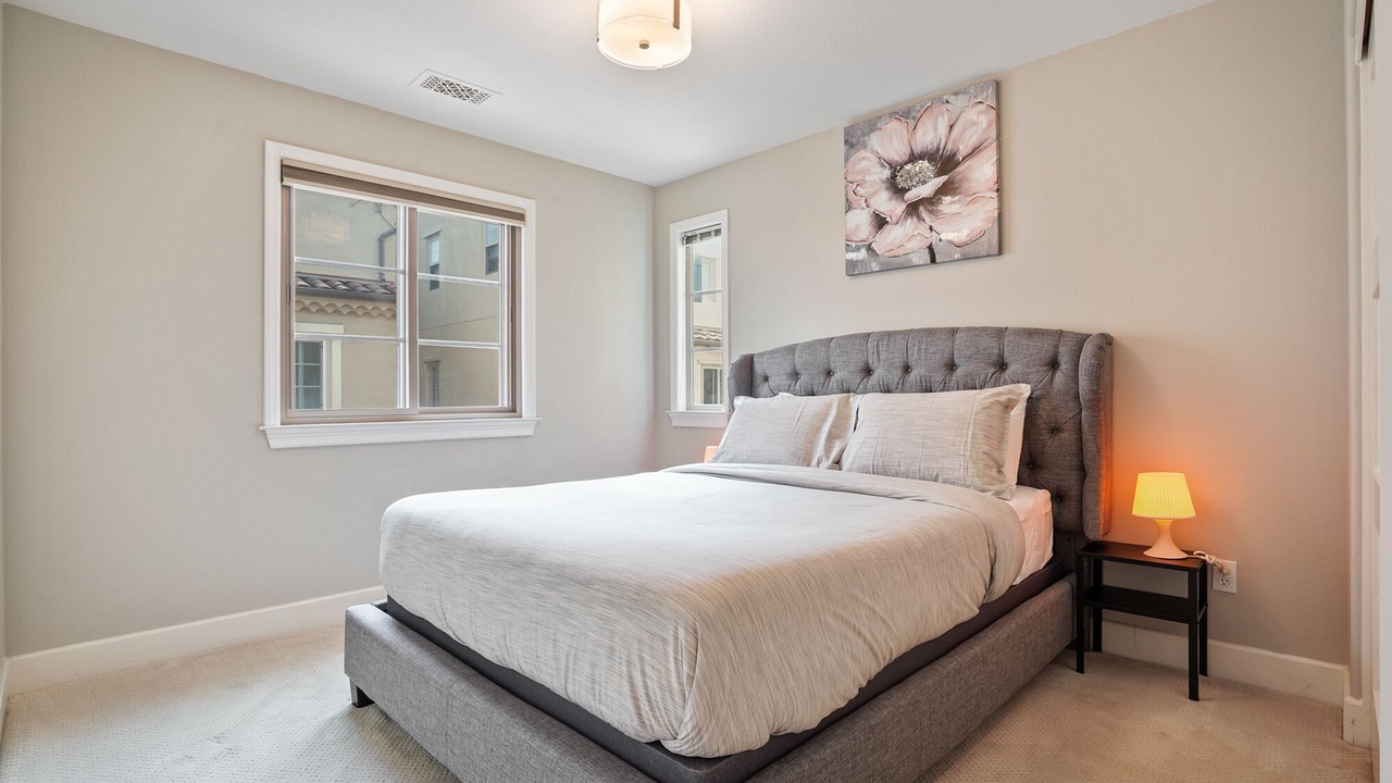 Photo of Bedroom in Fremont