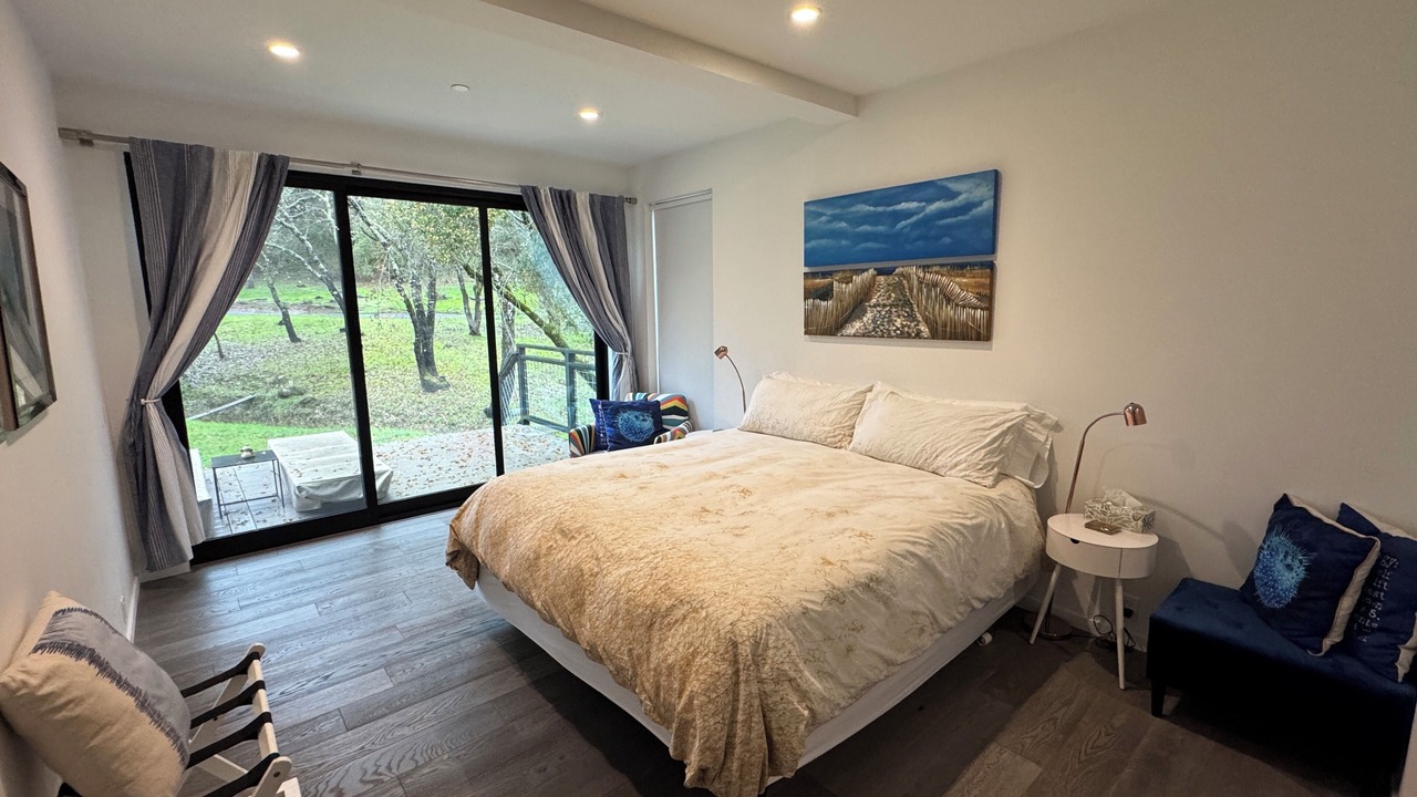 Photo of Bedroom in Kenwood