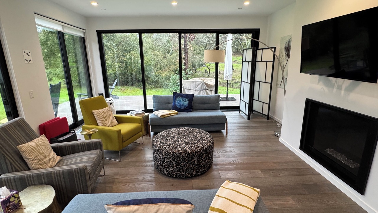 Photo of Livingroom in Kenwood