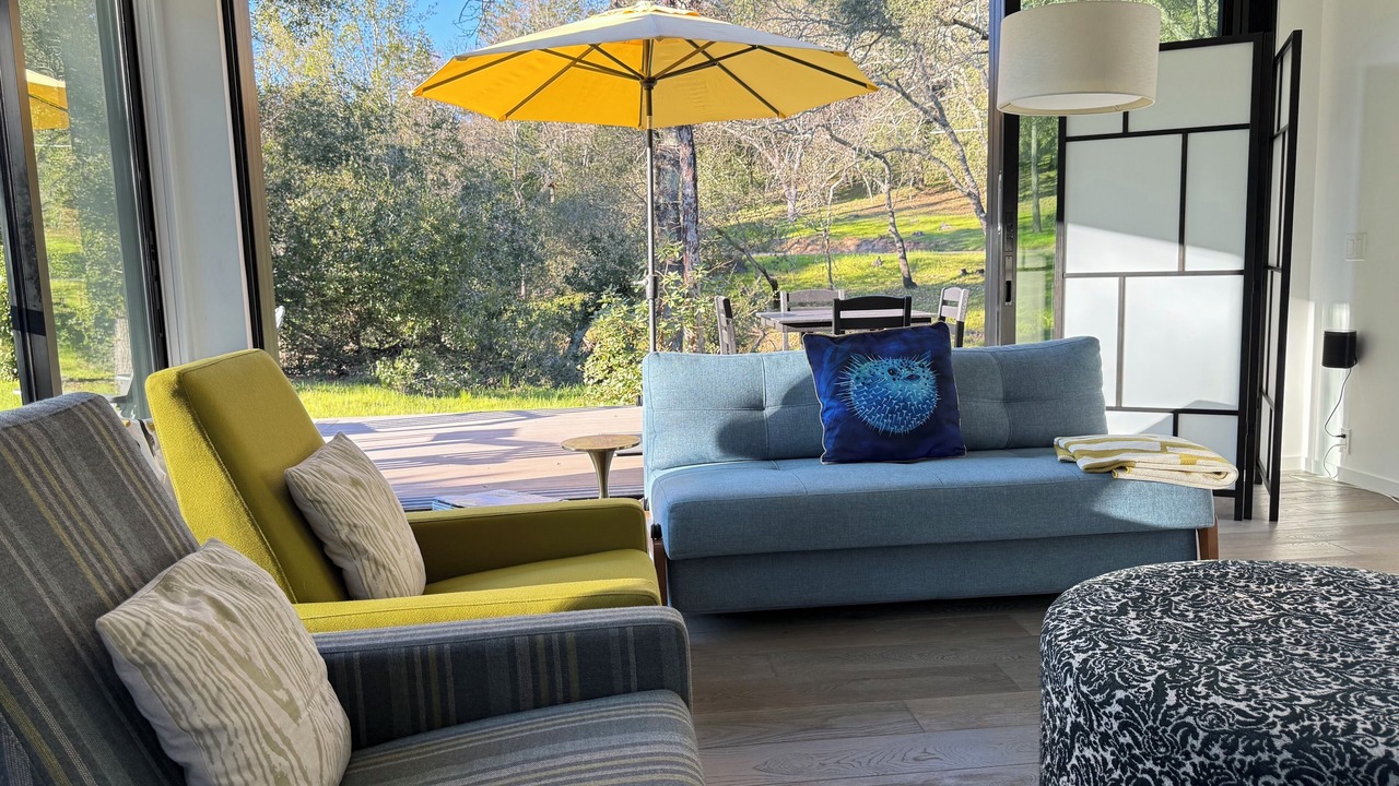 Photo of Livingroom in Kenwood