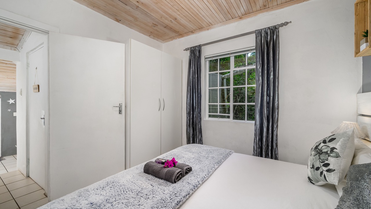 Photo of Bedroom in Port Elizabeth