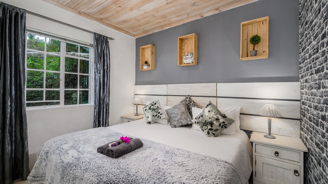 Photo of Bedroom in Port Elizabeth