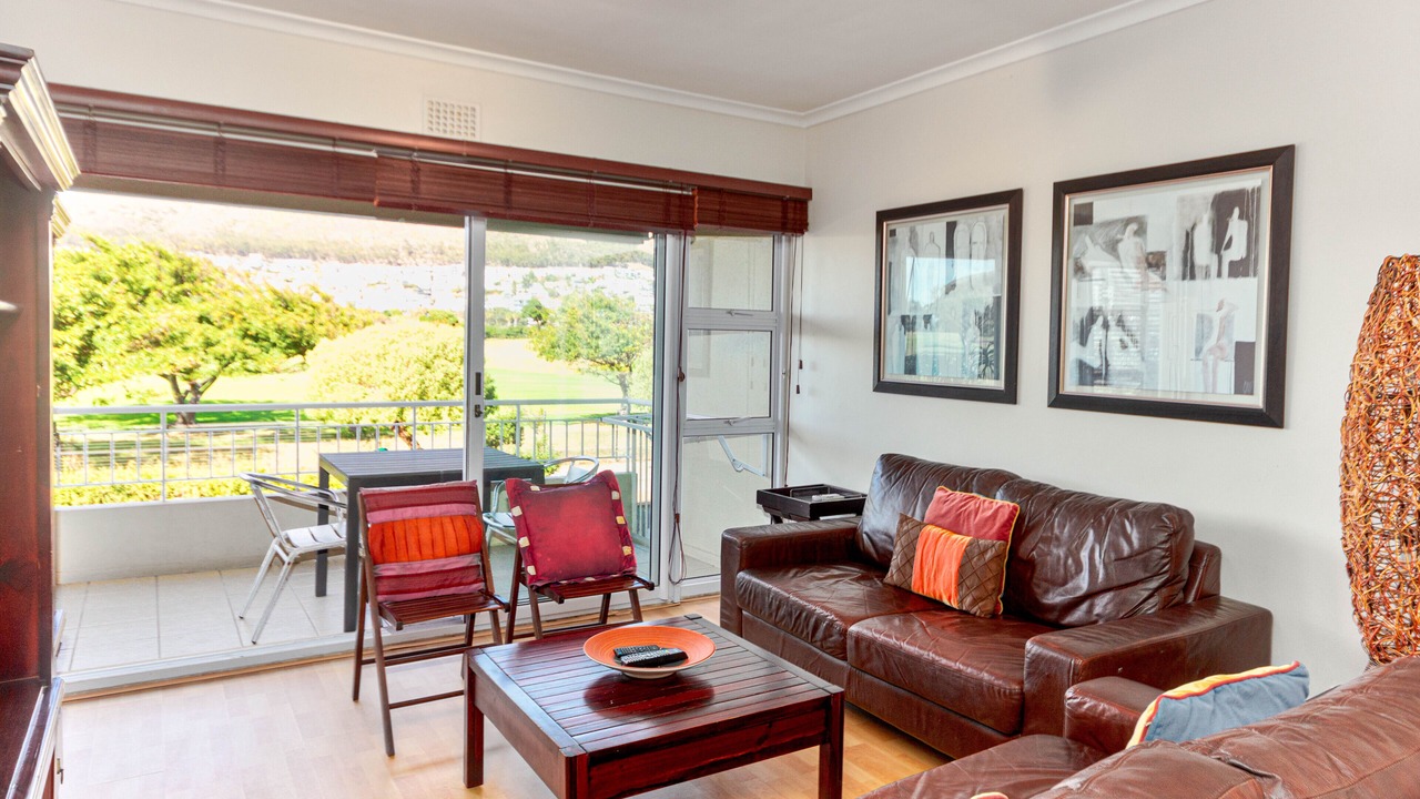 Photo of Livingroom in Mouille Point