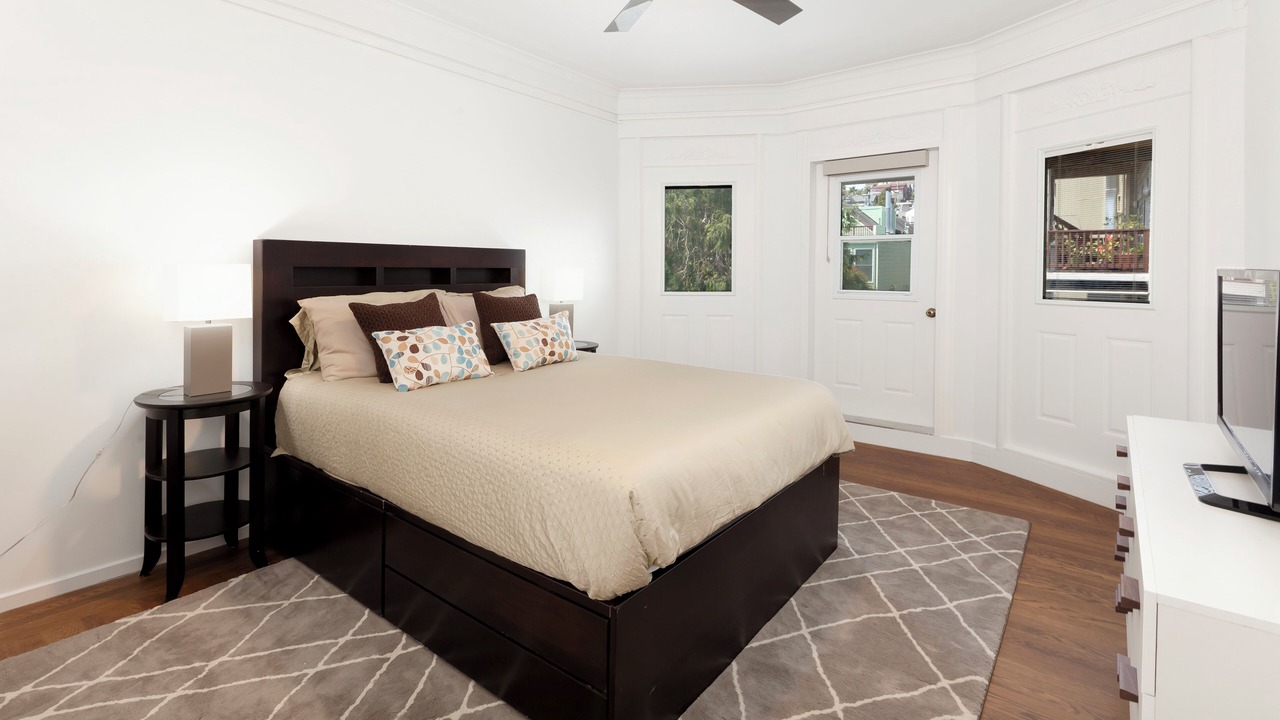 Photo of Bedroom in Dolores Heights