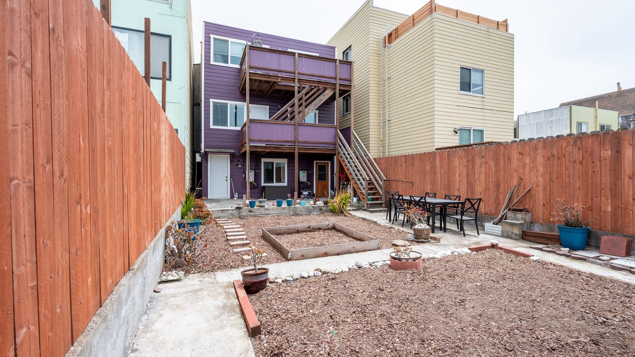 Photo of Outdoor in Outer Sunset