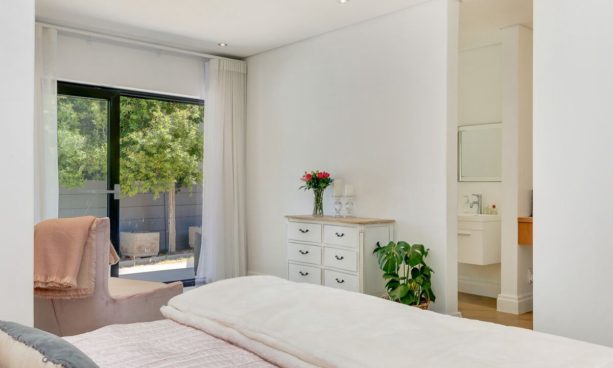 Photo of Bedroom in Constantia