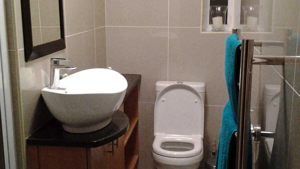 Photo of Bathroom in Aston Bay