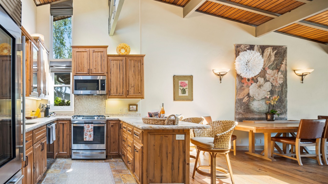 Photo of Kitchen in Quail Lodge