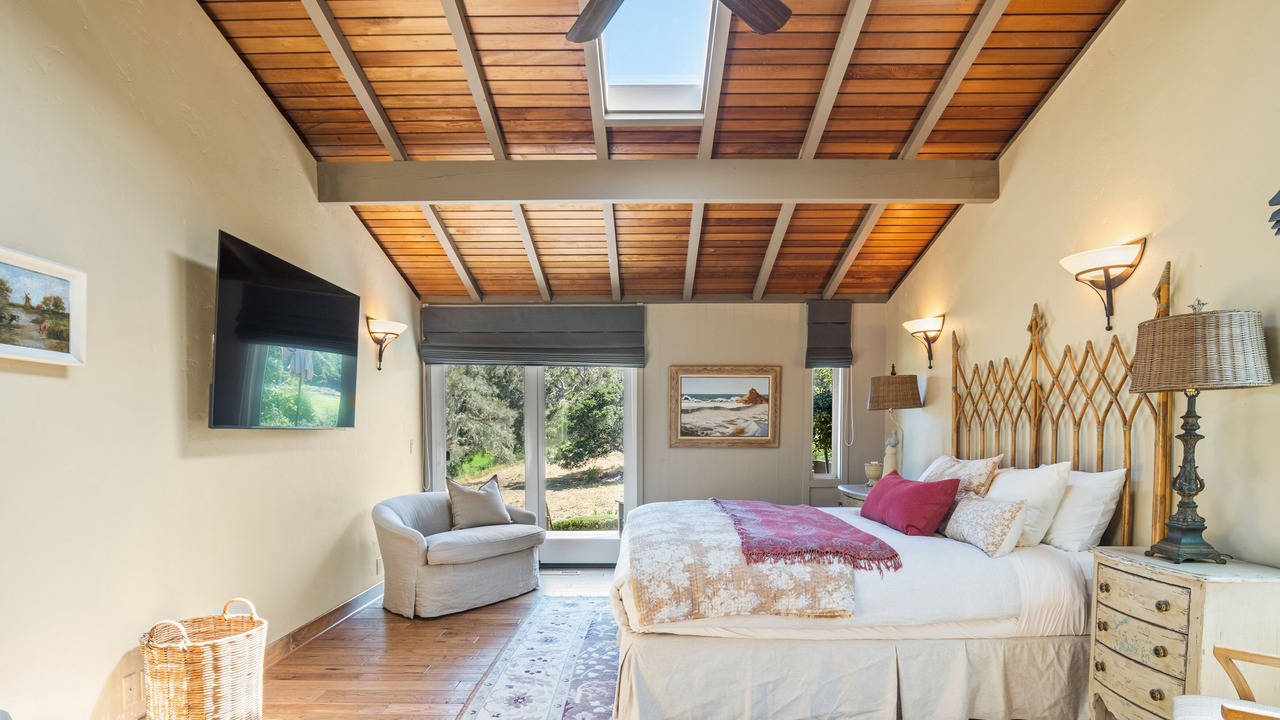 Photo of Bedroom in Quail Lodge