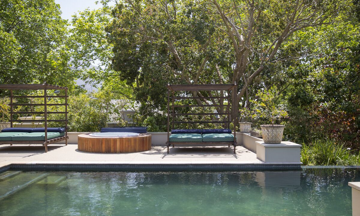 Photo of Outdoor in Bishopscourt