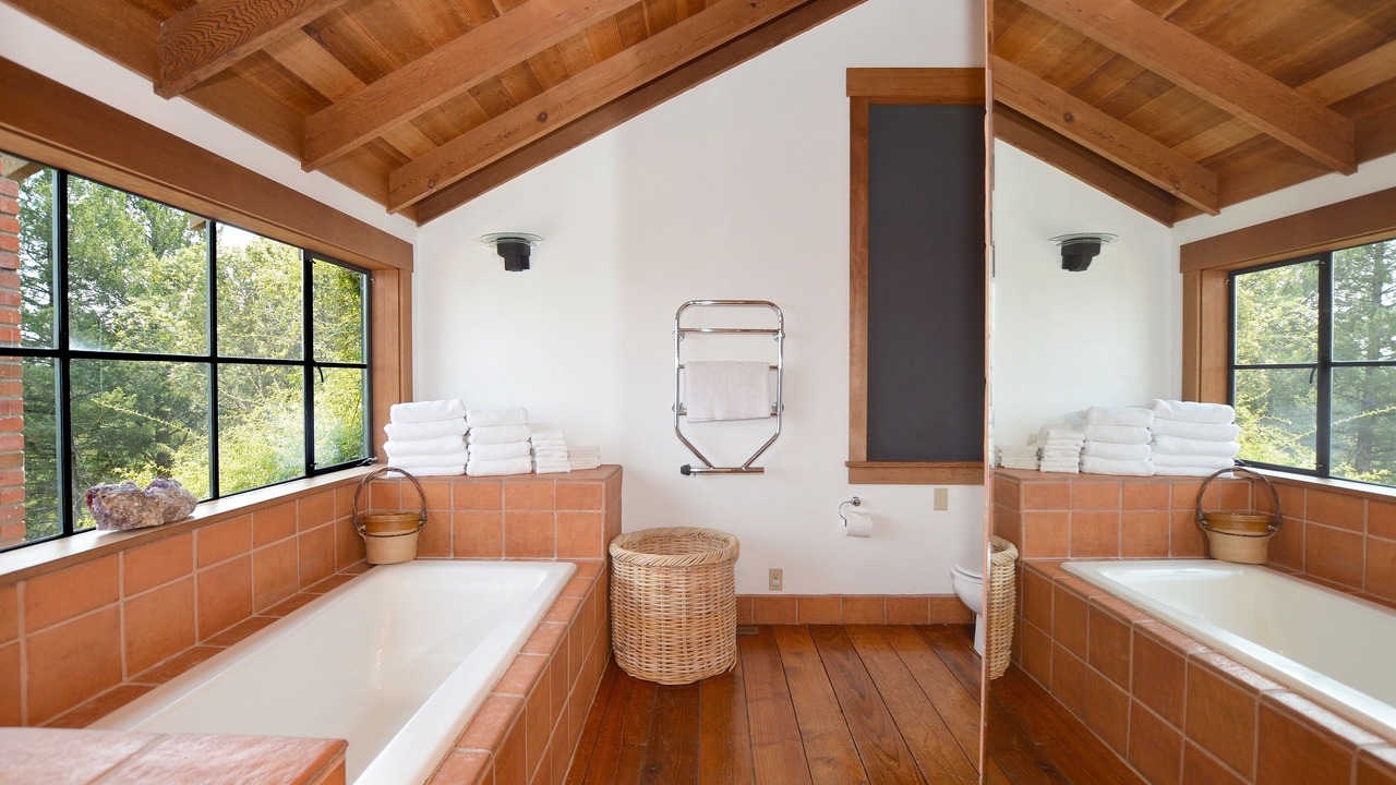 Photo of Bathroom in St. Helena